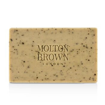 Re-Charge Black Pepper Body Scrub Bar